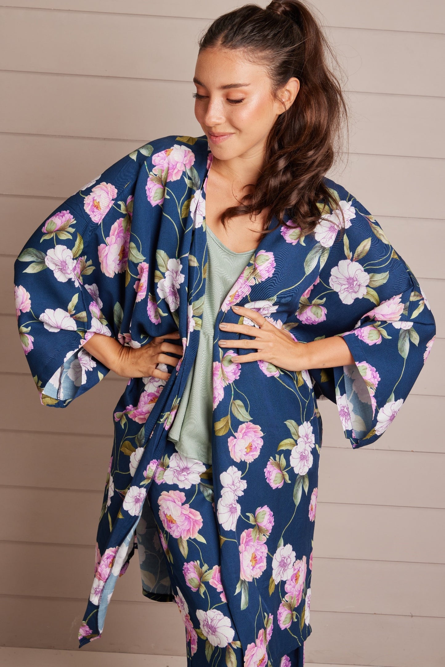 BOREAL Kimono + Camisa Tiritas + Pantalón