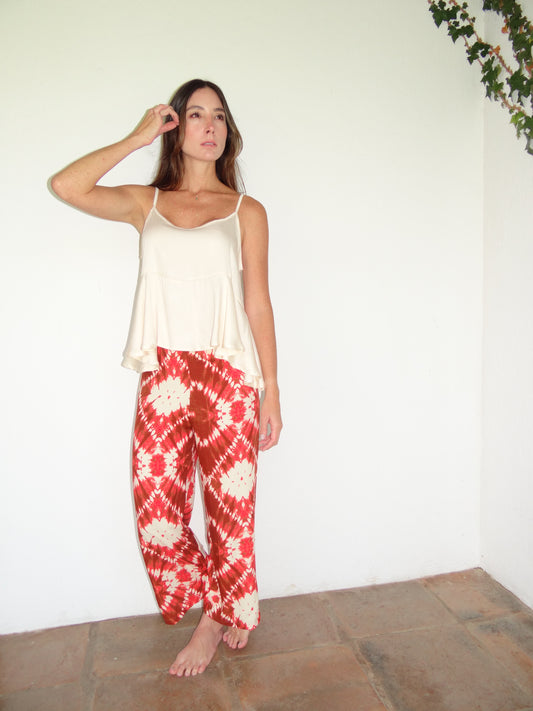CORAL Camisa Tiritas + Pantalón