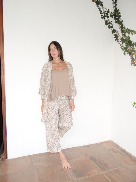 PRINT Kimono + Camisa Tiritas + Pantalón