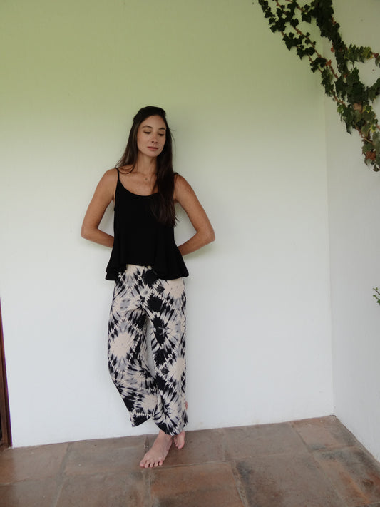MISTIC Camisa Tiritas + Pantalón