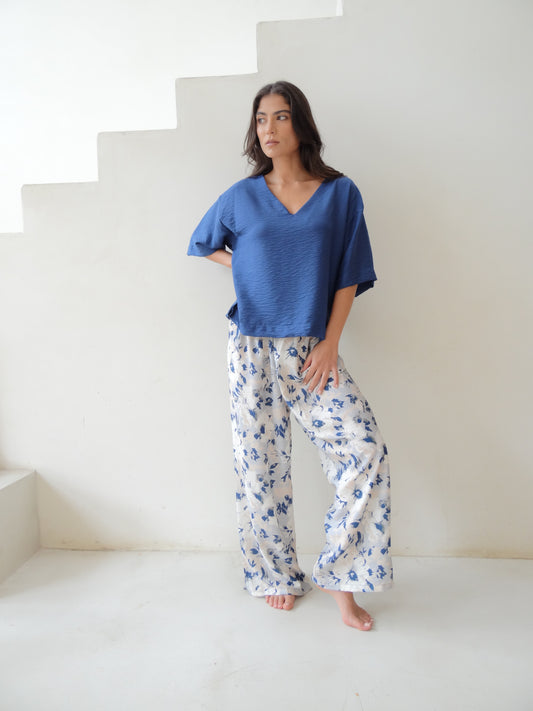 FLORA Camisa + Pantalón