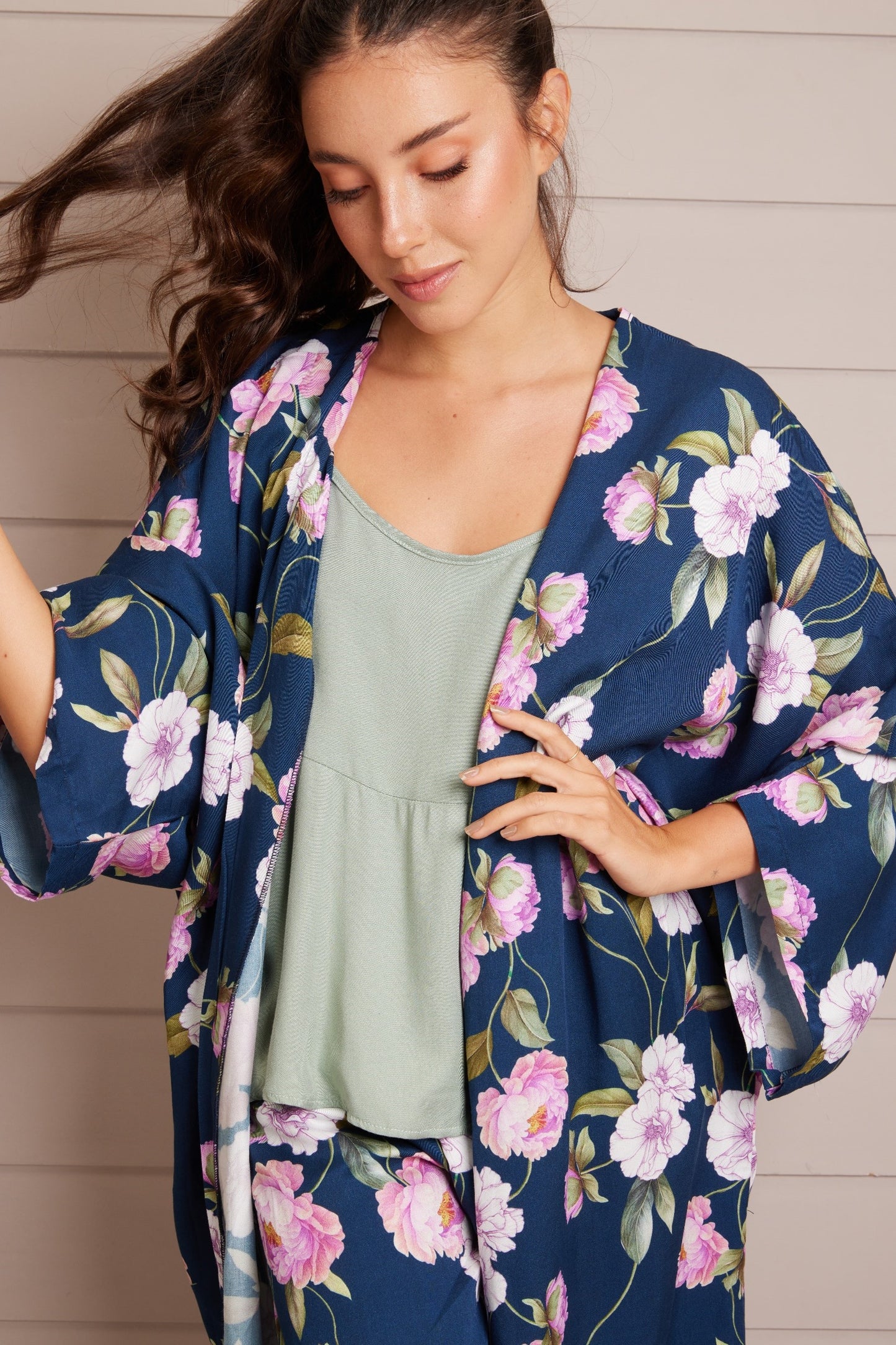 BOREAL Kimono + Camisa Tiritas + Pantalón