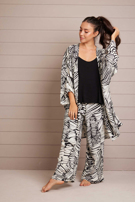 BAUME Kimono + Camisa Tiritas + Pantalón